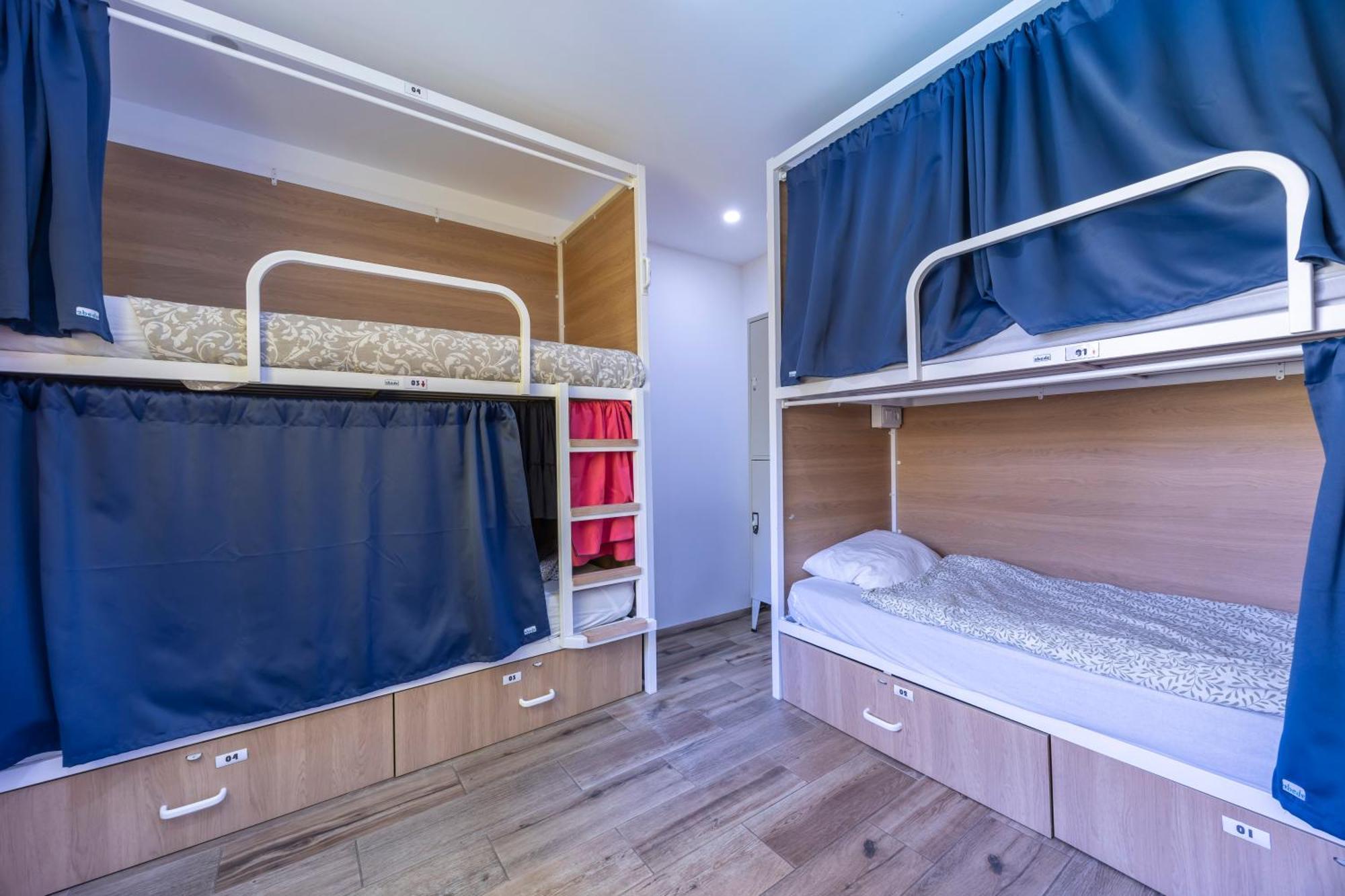 The Macarena Beach Hostel Лагуш Екстер'єр фото