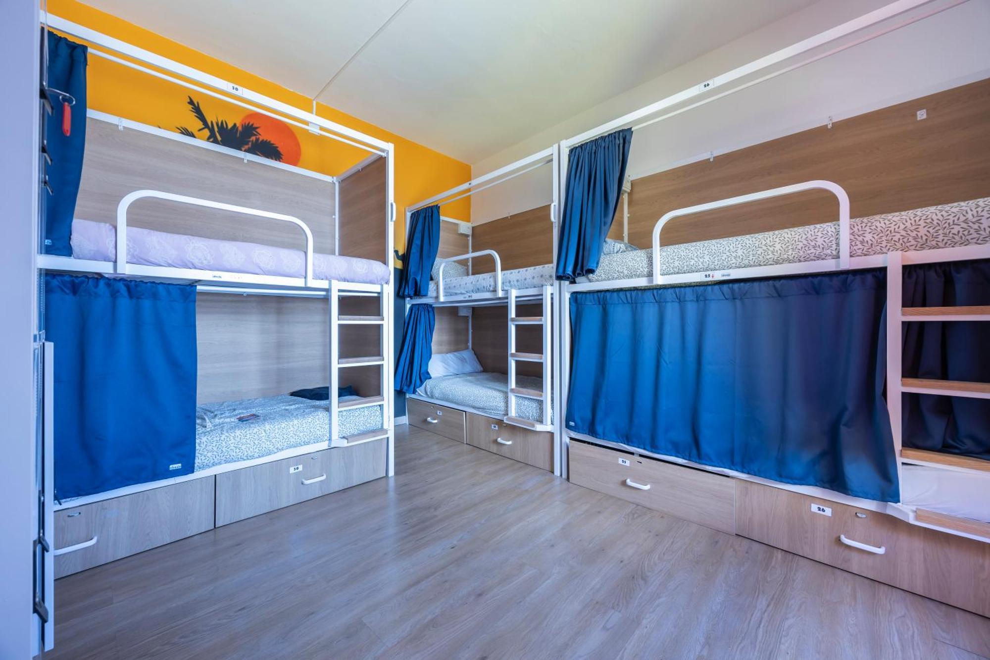The Macarena Beach Hostel Лагуш Екстер'єр фото